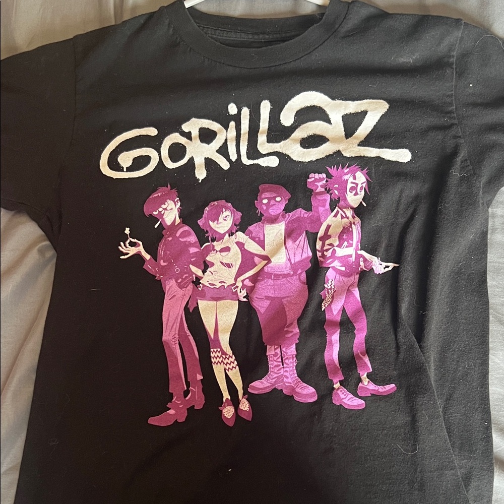 Black and Pink Graphic T-Shirt